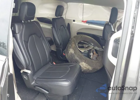 2022 Chrysler Pacifica Touring L z USA, uszkodzony, nr VIN 2C4RC1BG3NR142631